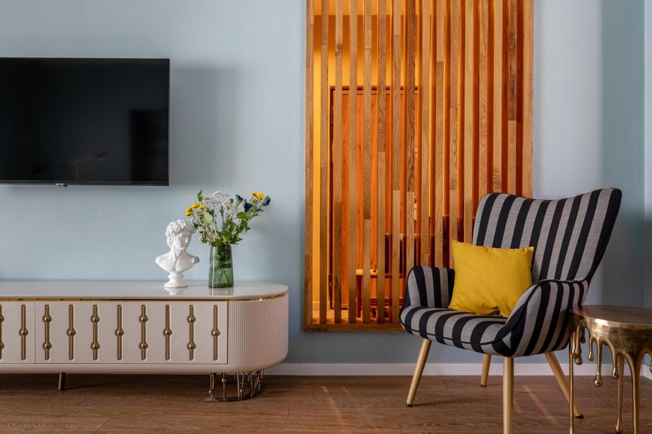Apartmán Holt - Dolce In Napoli Bukurešť Exteriér fotografie